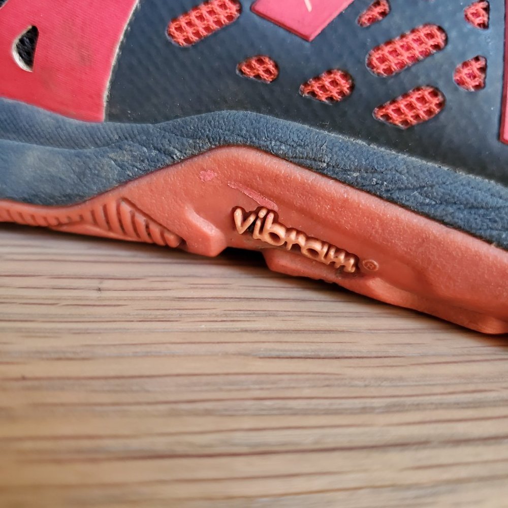 New Balance Minimus Shoes Women's 8 - Picture 3 of 9
